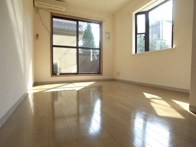 CASA菊名 リビング