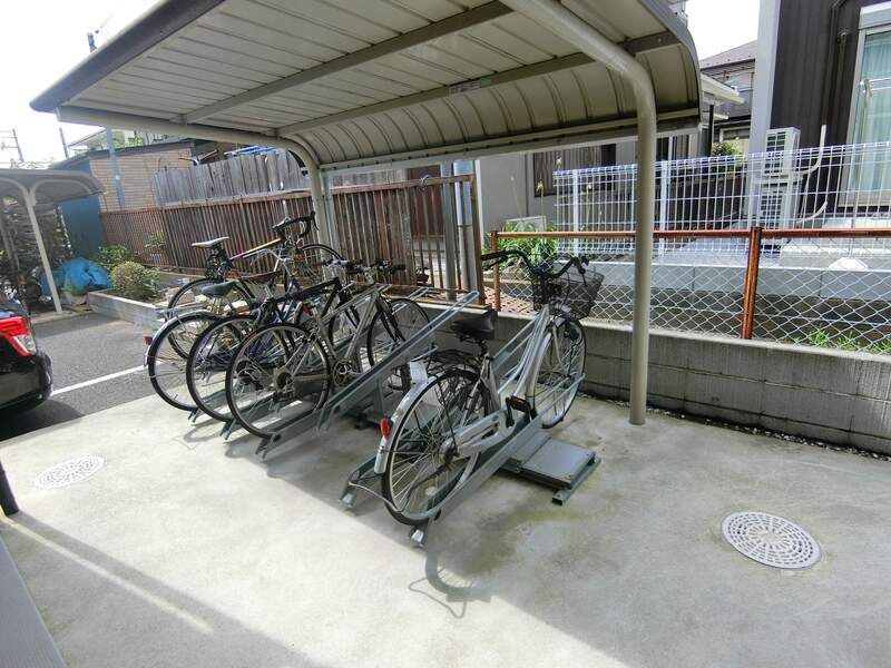 リブリピーチテラス綱島壱番館 駐車場