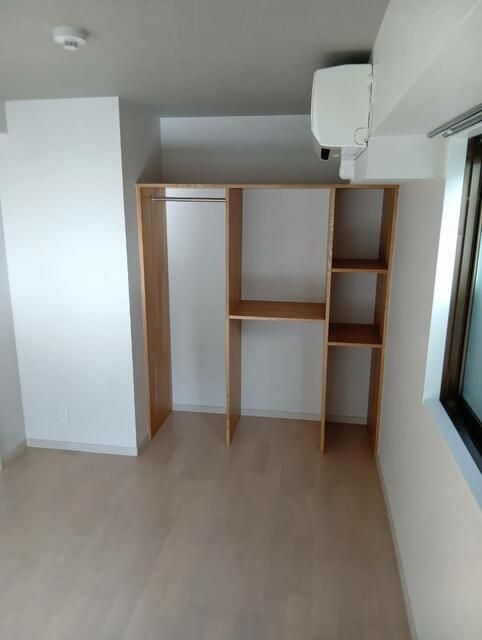 興建小杉ビル 収納