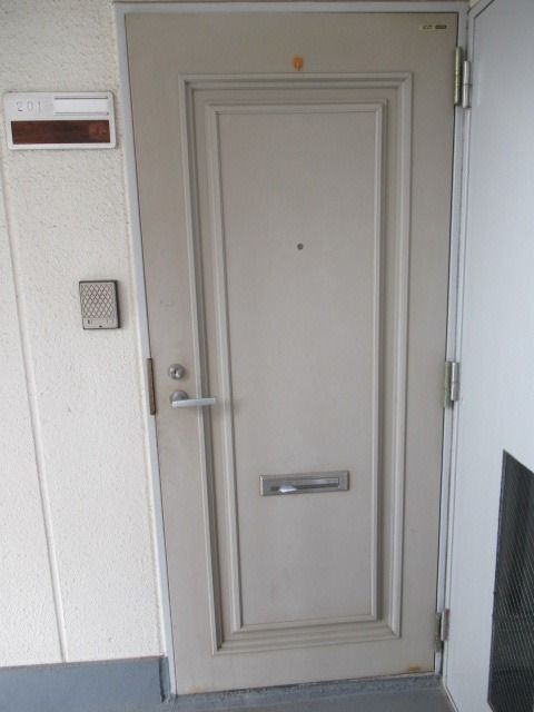 アビタヌーボ 玄関