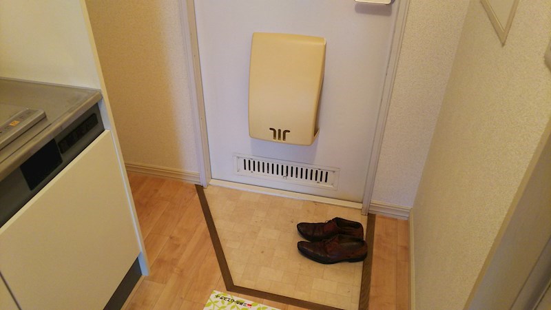 神奈川県横浜市港北区下田町２丁目 玄関