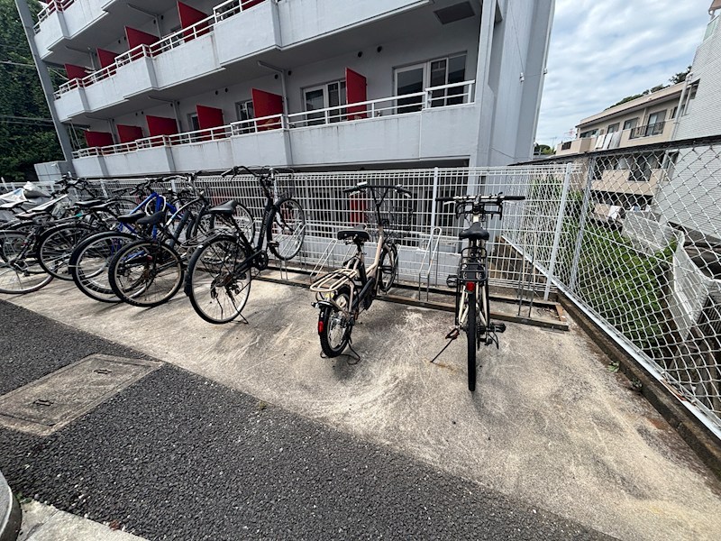 ＫＪメゾン岸根公園  その他