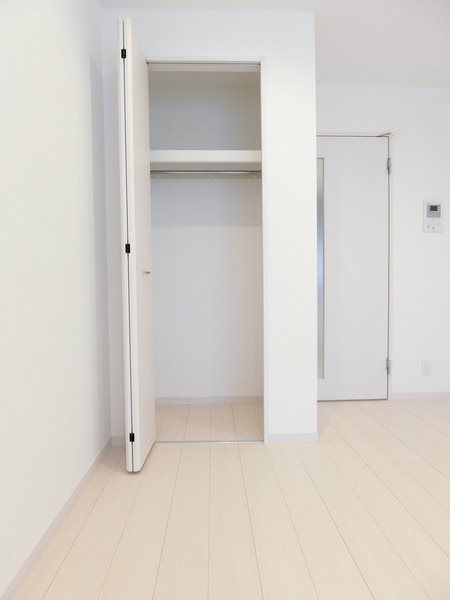リブリ・小倉東 収納