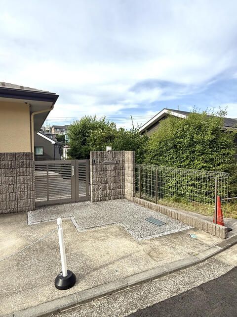 富士塚１丁目平屋 エントランス