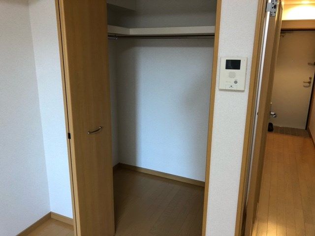 グリシーヌT 収納