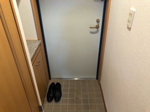 グリシーヌT 玄関