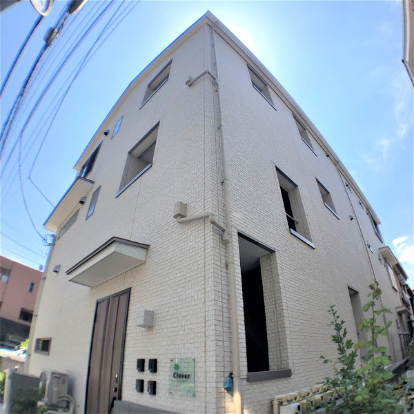 クローバー 外観