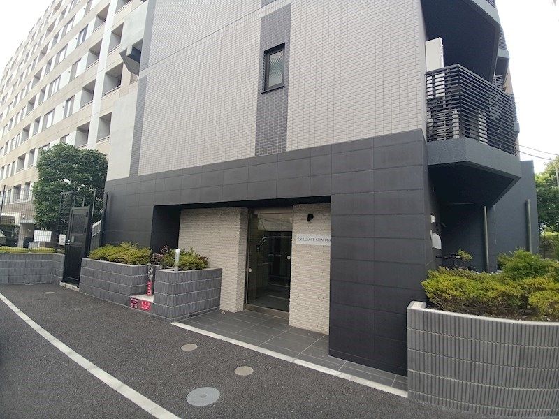 URBANAGE新横浜 エントランス