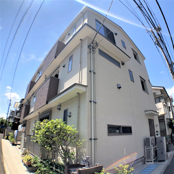 クローバー ロビー