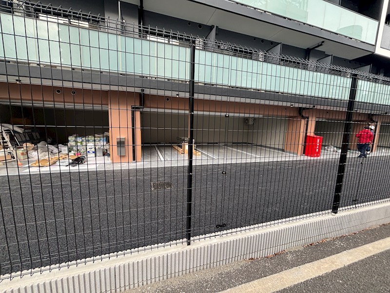 ドゥーエ新横浜 駐車場