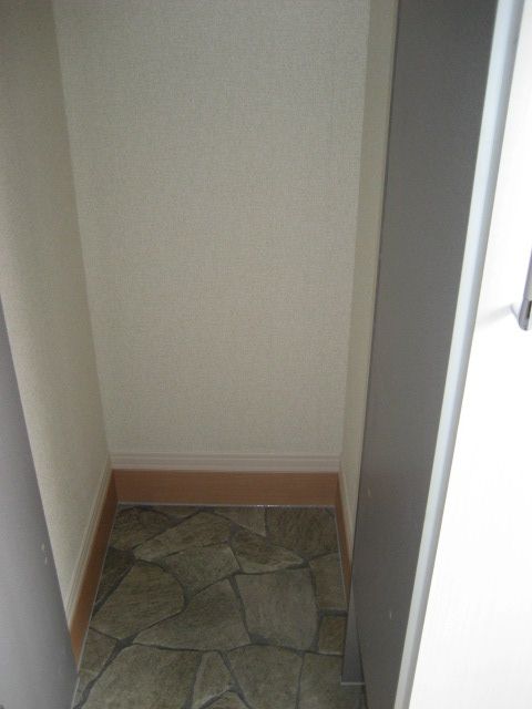 グリーンクレスト新横浜Ｂ 玄関