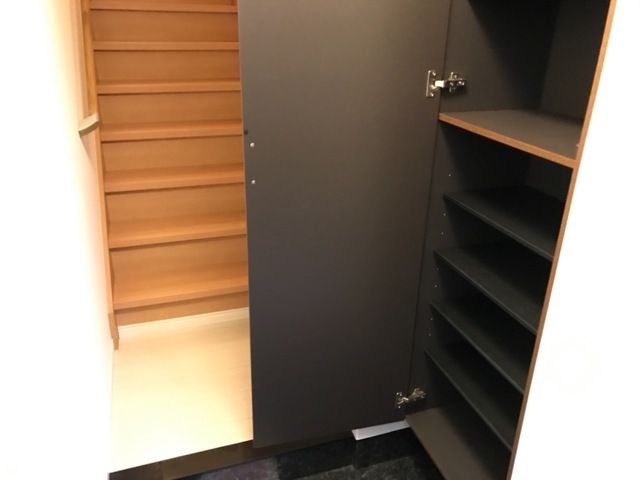 リリィガーデン 玄関