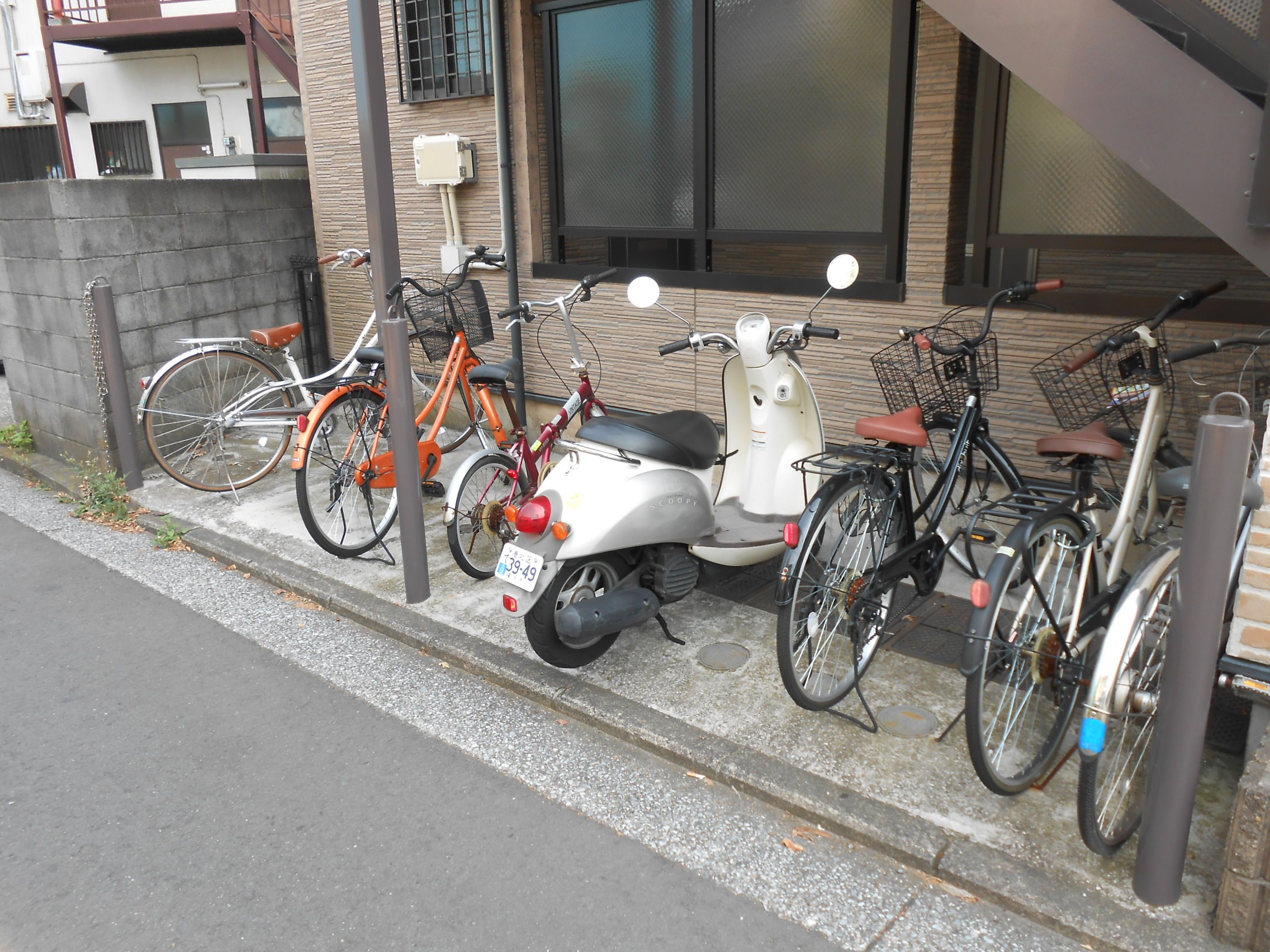 ヒルサイド日吉 駐車場