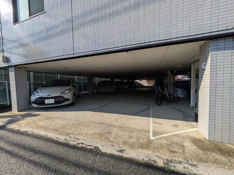 駒岡サンシティ― エントランス