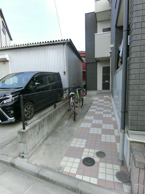 リブリ・ルクレール エントランス