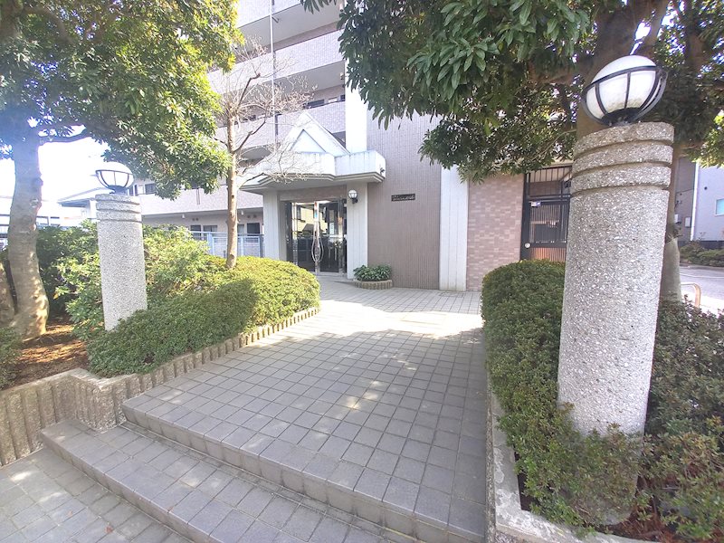 新横浜ガーデンコートＡサイド エントランス
