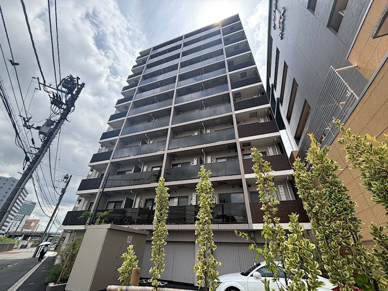 CREST TAPP 新横浜 外観
