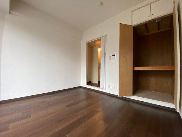レジデンツア元住吉 リビング