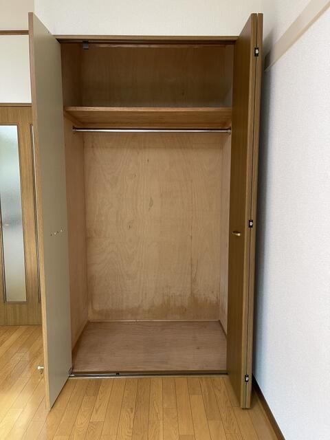 第三栄幸ビル 収納