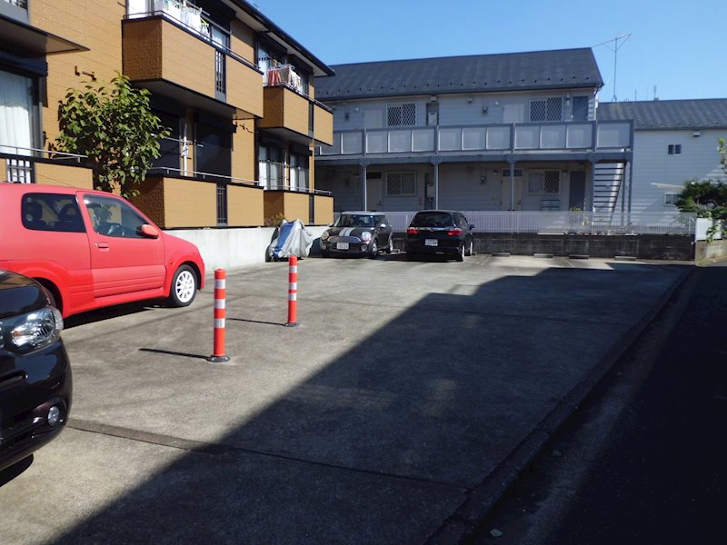 リバーパークＢ 駐車場