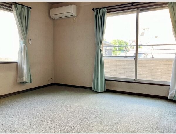 師岡町戸建 リビング