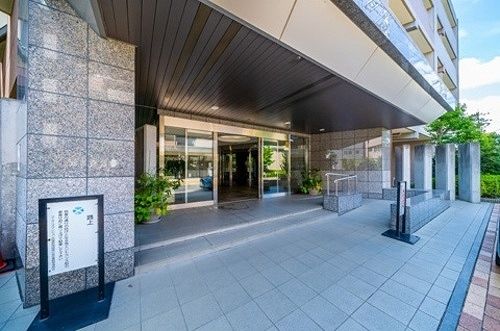 ライオンズマンション武蔵新城緑園の街壱番館 エントランス