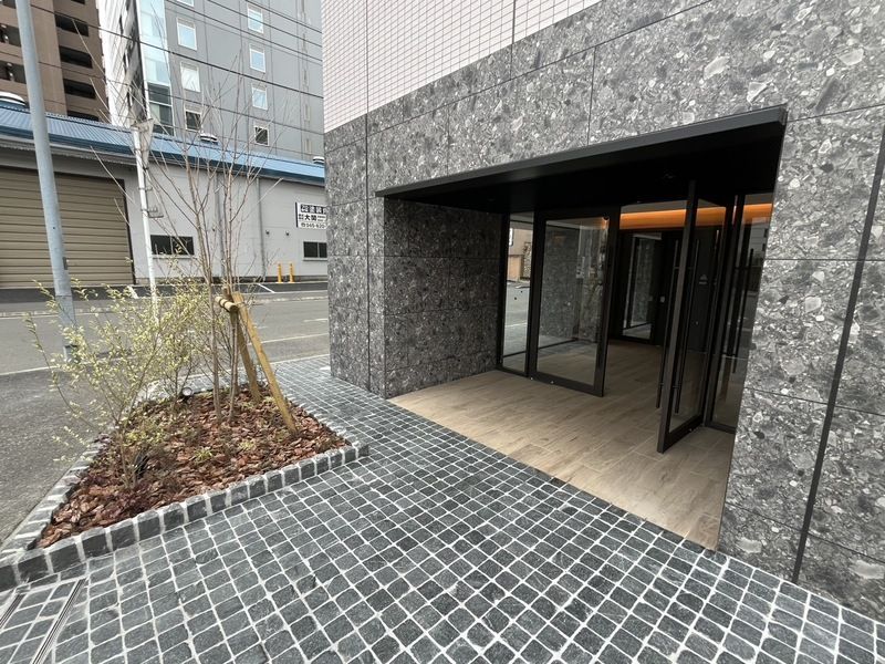 CREST TAPP 新横浜 エントランス