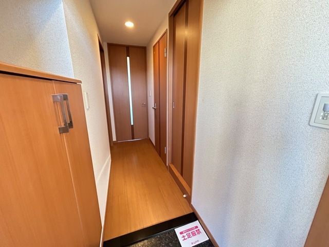 サニーレジデンス 玄関