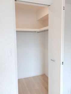 リバーサイドハウス 収納