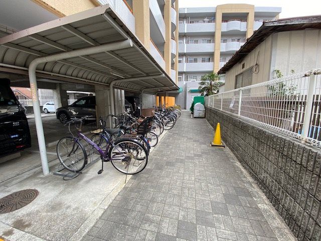 アソシエ横浜 その他