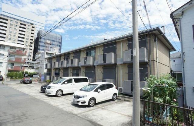 アルテール新横浜 駐車場