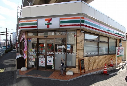 ケーズビル コンビニ