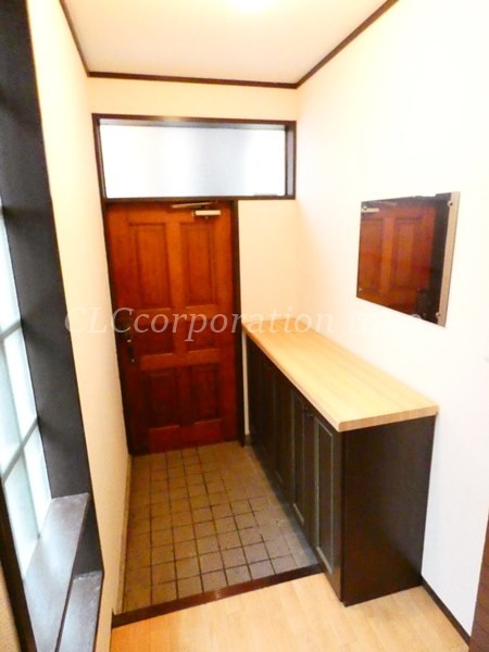 東砂8丁目戸建 玄関