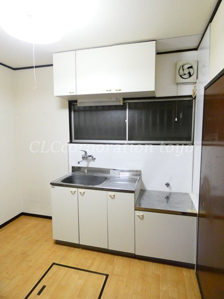 東砂8丁目戸建 キッチン