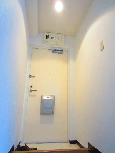 リエス本郷    玄関