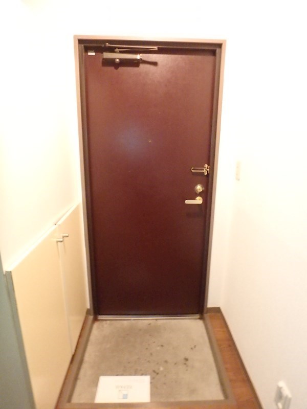 ウェステール大島 玄関