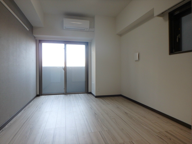 アルマドーラ王子   リビング