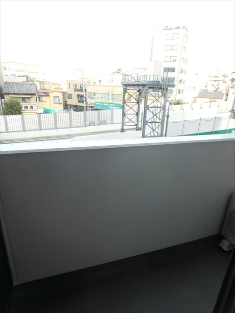 アルマドーラ王子   ベランダ