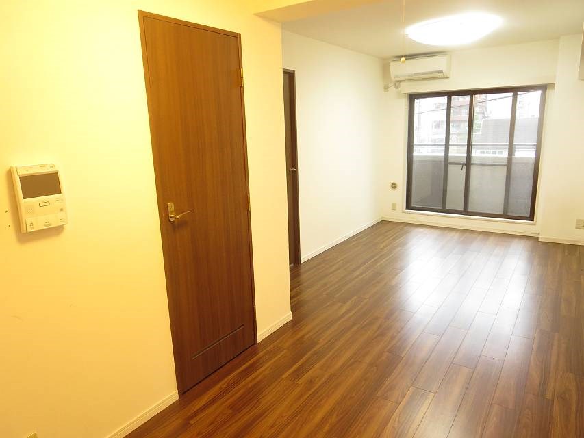 シーアイマンション日暮里  リビング