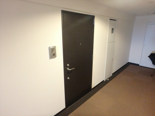 エスティメゾン王子 玄関