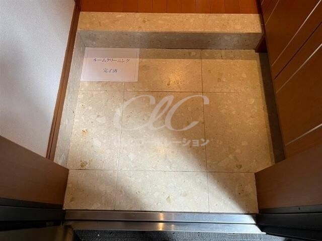 日神デュオステージ浅草  玄関