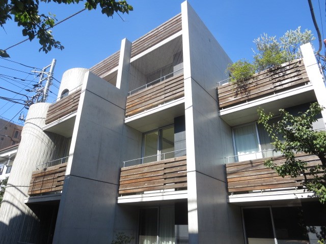 ラ　クローネ  外観写真