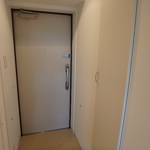 ディライトコート   玄関