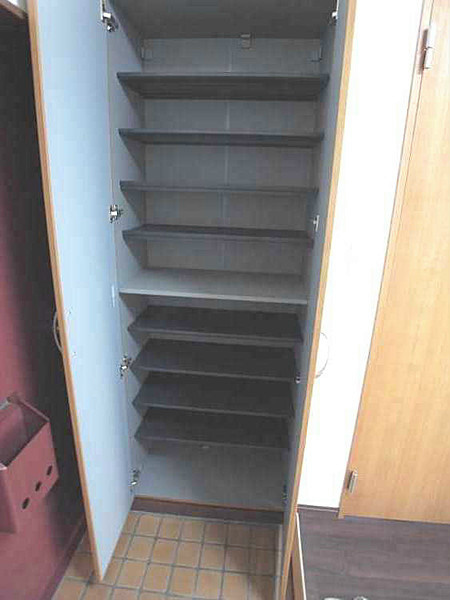 西ヶ原ハイツ 玄関