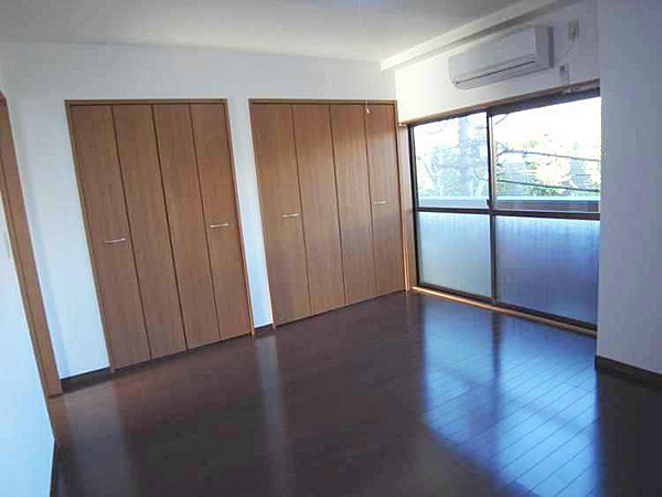 西ヶ原ハイツ ベッドルーム