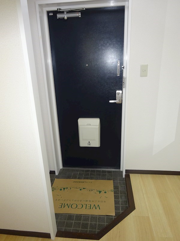 ウィステリアⅠ  玄関