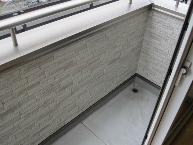 ロータスハウス ベランダ