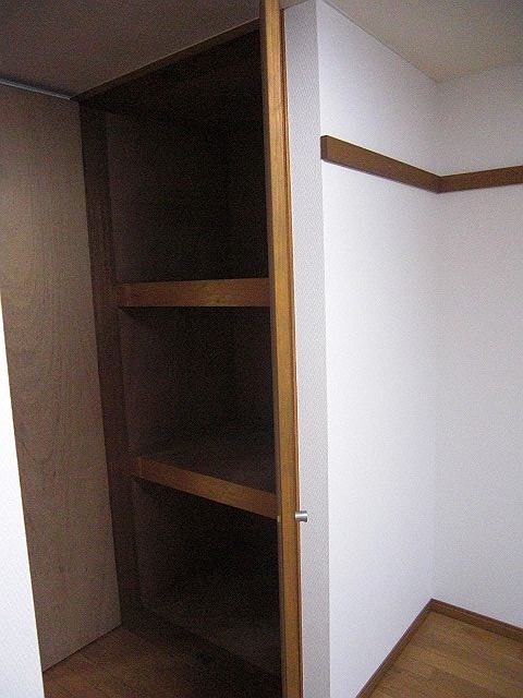 和幸ビル 収納