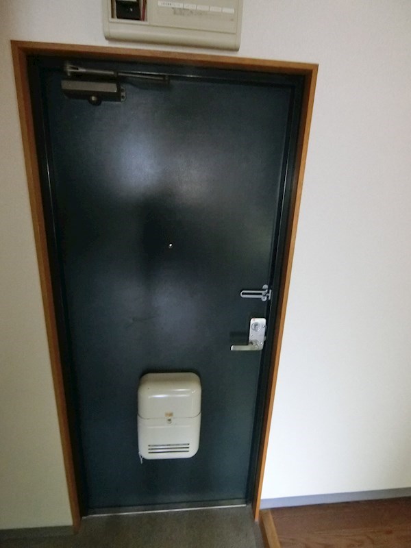 池長ビル    玄関