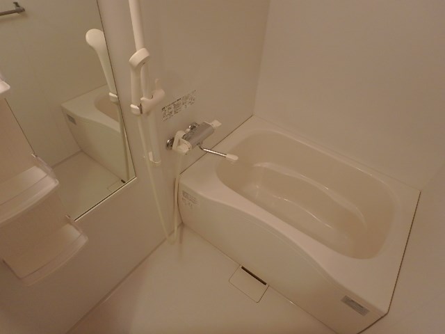 プライムメゾン日暮里 風呂画像